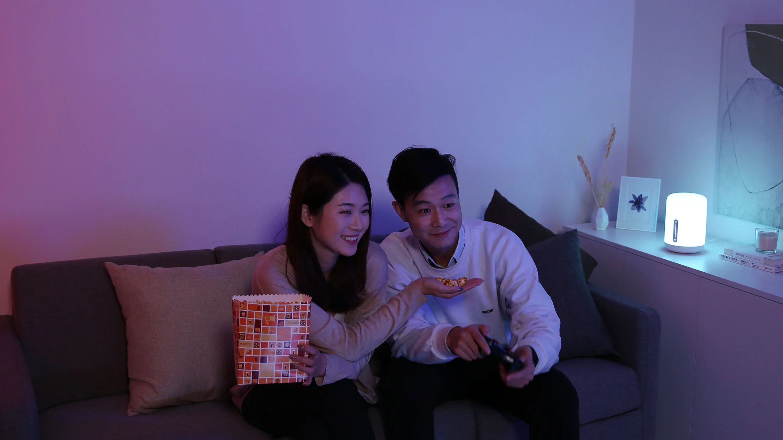 Xiaomi Mi Smart Bedside Lamp 2, Colorful Bedside Table