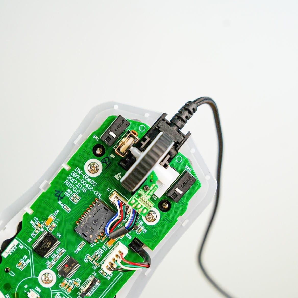 NSIST DM8800 Gaming Mouse – OMRON 7N(10M) Micro Switch – 5000 DPI